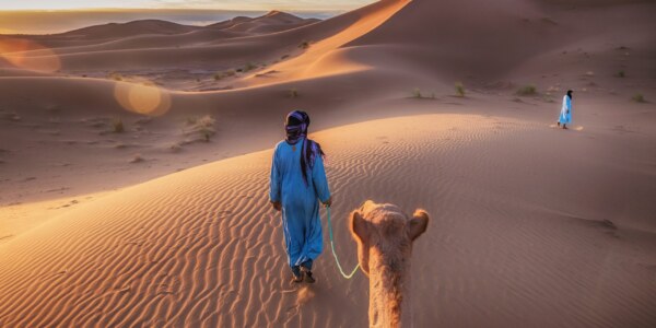 Which country are the nomadic Tuareg people from?